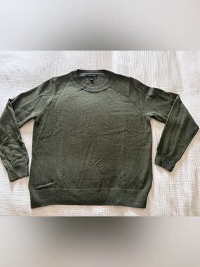 Banana Republic Olive Crewneck Sweater